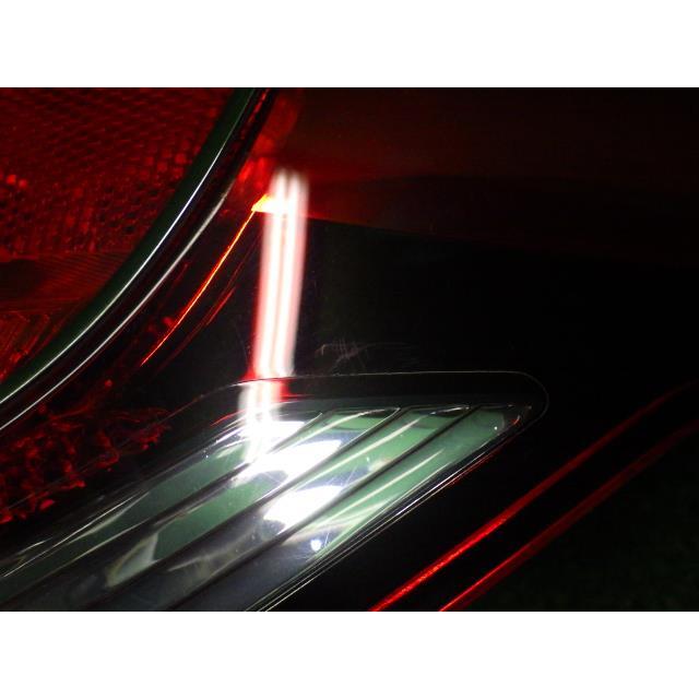 シトロエン DS3 ABA-A5C5F04 右テールランプ     9676973380-00  8886 |  | 04