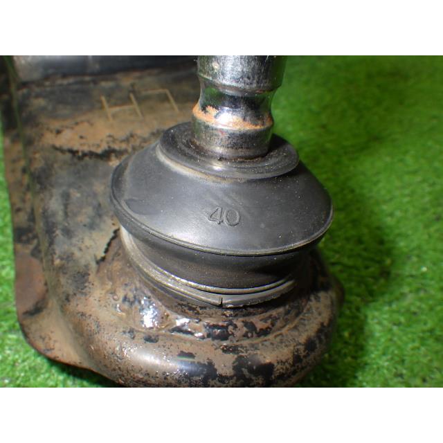 キャリィ LE-DA63T 左Fロアアーム    テンションロッド付 45202-77A10 45202-77A11 8944 | キャリイ | 04