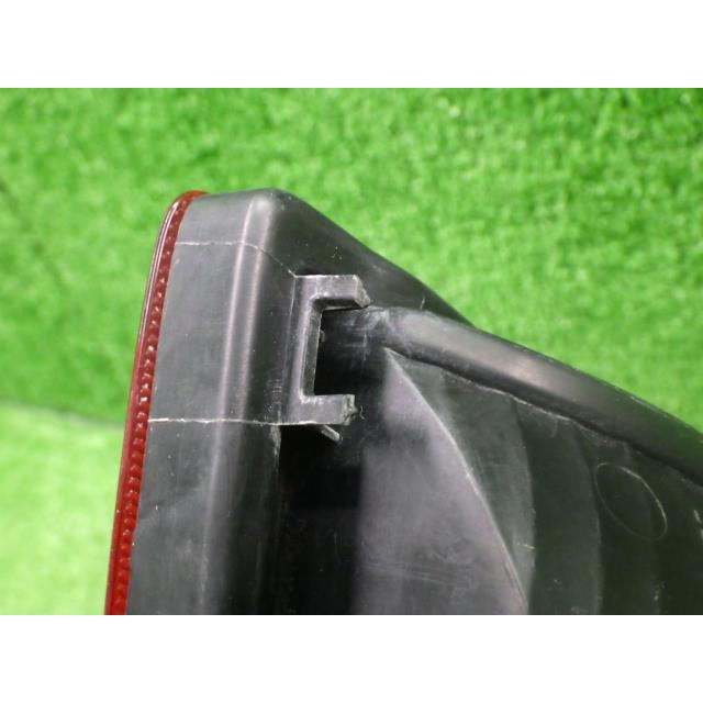 アルト DBA-HA36S 左テールランプ   コイト 220-59314L 35670-74P01  8959 | アルト | 04