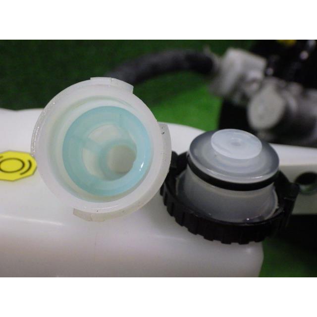 セレナ 5AA-GFNC27 ブレーキマスターASSY    ブレーキマスター/タンクセット D7210-5TK0A D6010-1VA1D 8994 | セレナ | 04