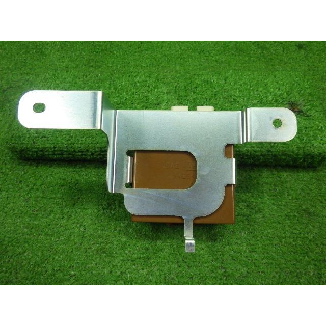 セレナ 5AA-GFNC27 パーキングブレーキコンピューター 36032-5TA0A  8994 | セレナ | 01