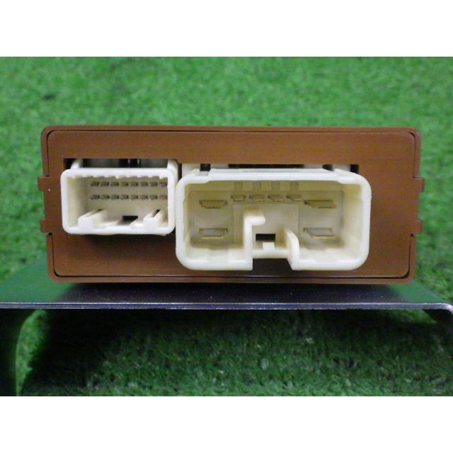 セレナ 5AA-GFNC27 パーキングブレーキコンピューター 36032-5TA0A  8994 | セレナ | 03