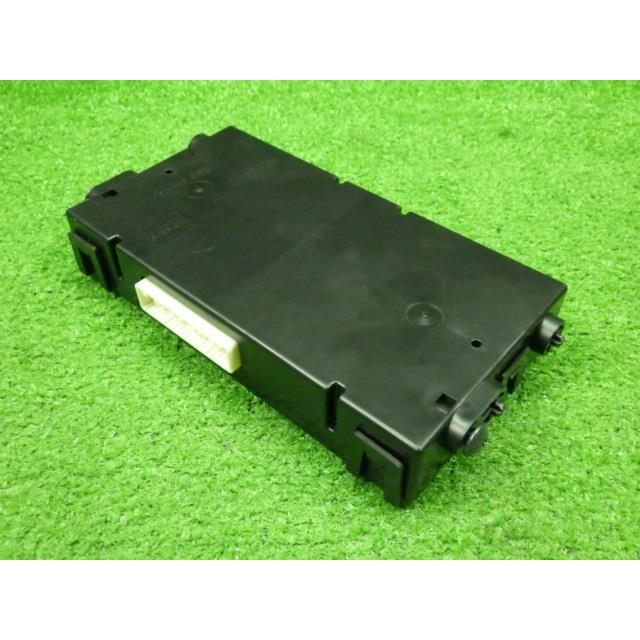 セレナ 5AA-GFNC27 ACアンプ 27760-5TT4B  8994 | セレナ