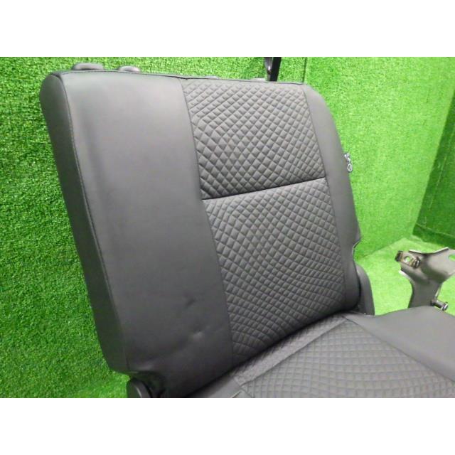 セレナ 5AA-GFNC27 Rシート    サードシート左側 防水仕様車  8994 | セレナ | 02