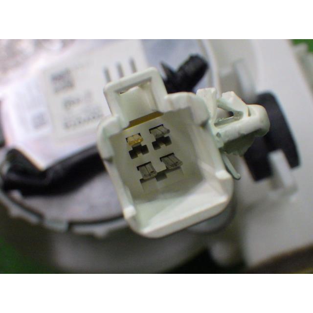 プリウス DAA-ZVW30     HV用電動ファンモーター G9230-47020  9130 | プリウス | 05