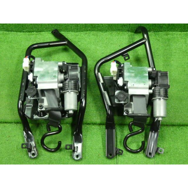 Ｎ−ＢＯＸ 6BA-JF4 車いすウィンチ左右 スロープ車　74669-TRJ-003ZA 74616-TRJ-003 9176 | N-BOX | 04