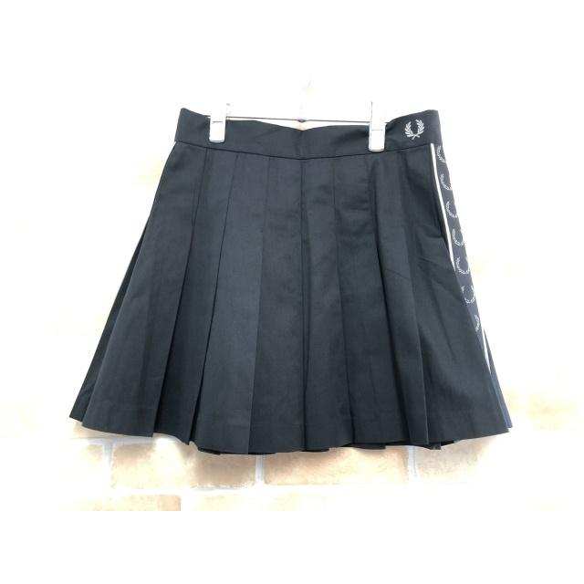 中古】 FRED PERRY フレッドペリー Ray BEAMS別注 Skirt FZ8717 中古】 FRED PERRY フレッドペリー Ray BEAMS別注 Skirt FZ8717