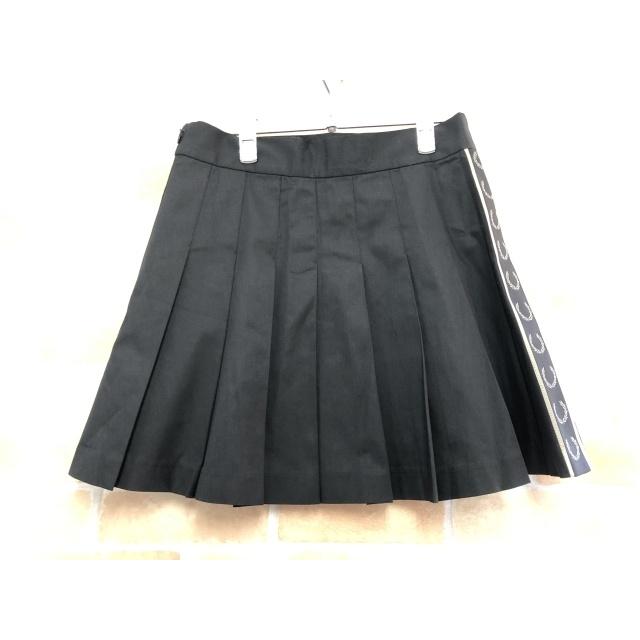 中古】 FRED PERRY フレッドペリー Ray BEAMS別注 Skirt FZ8717 中古】 FRED PERRY フレッドペリー Ray BEAMS別注 Skirt FZ8717