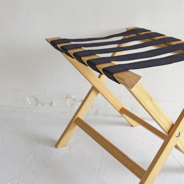 ＜ナチュラル＞国産５本ベルトの木製ラゲージラック・バゲッジラック　 |  | 05