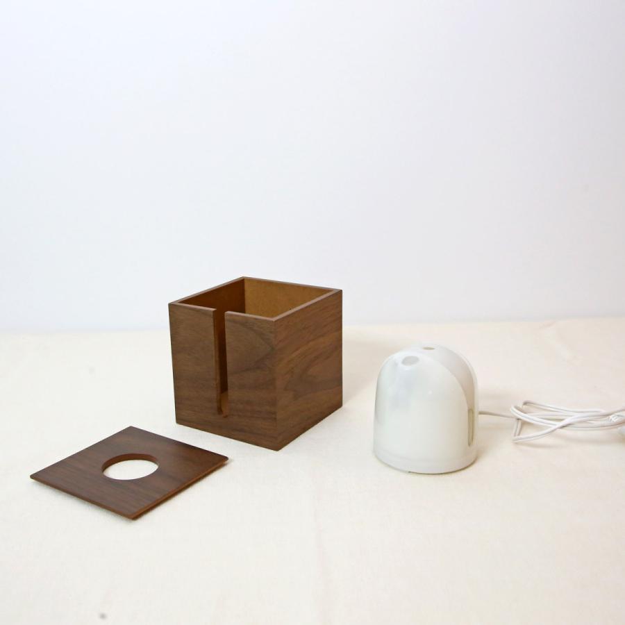 ウォールナットの蚊取り器カバー |  | 04