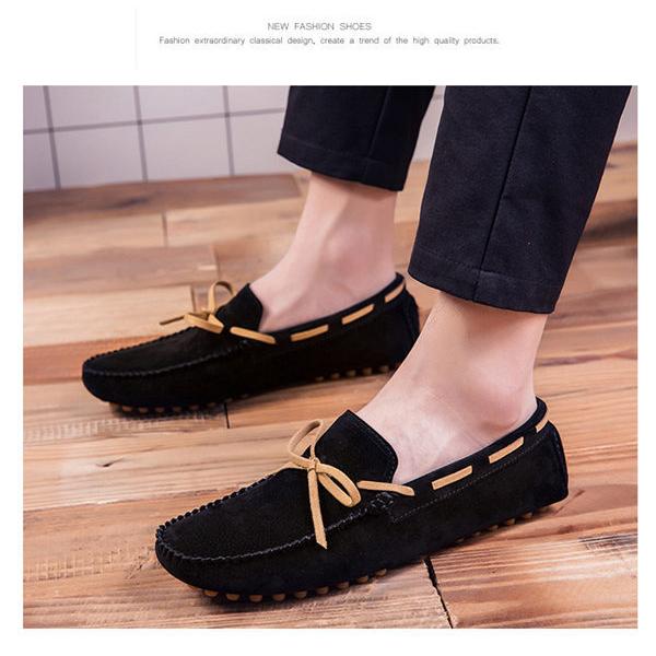 【極美品】PRADA ドライビングシューズ（5）モカシン　デッキシューズ　本革 極美品】PRADA ドライビングシューズ（5）モカシン デッキ