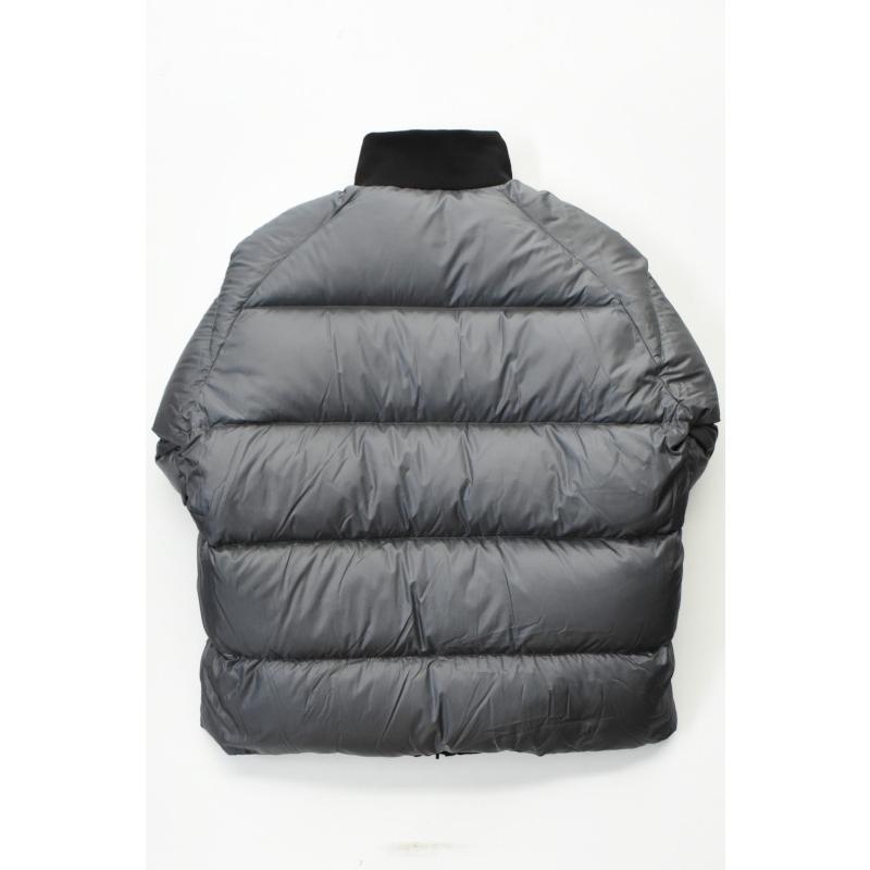 【SALE!】Scye (サイ) Nylon Stretch Reversible Down Jacket [BLACK]の画像