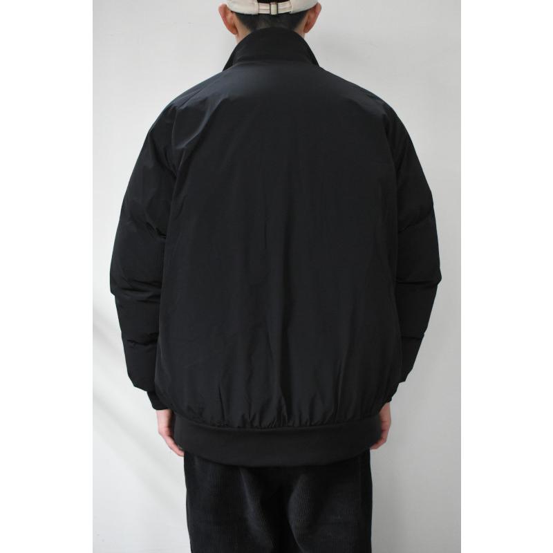 【SALE!】Scye (サイ) Nylon Stretch Reversible Down Jacket [BLACK]の画像