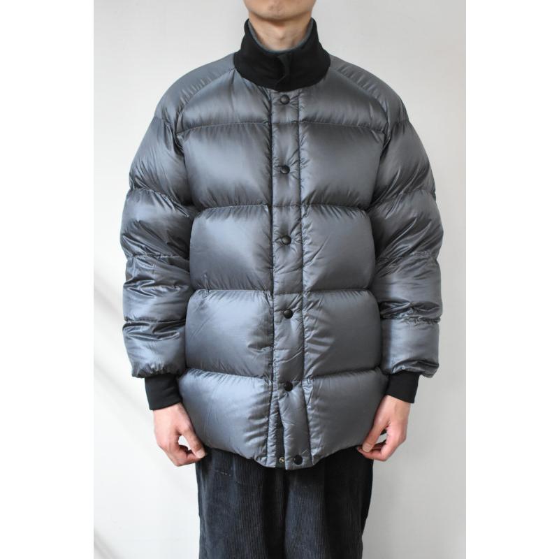 【SALE!】Scye (サイ) Nylon Stretch Reversible Down Jacket [BLACK]の画像