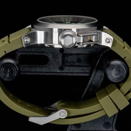 WATCH HYP-SS4-GRN1-GN2S-A Hypertec 44 Silver - Green Dial - Green Rubber II- Silver Buckle 【POINTtec】