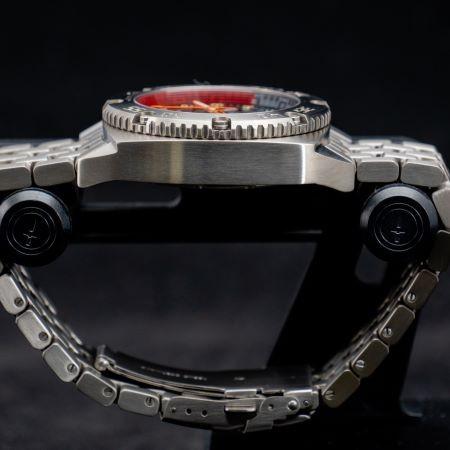 MTM WATCH PAT-TSL-BLCK-MBTI Patriot Silver Tit Black Dial - Tit Bandの画像