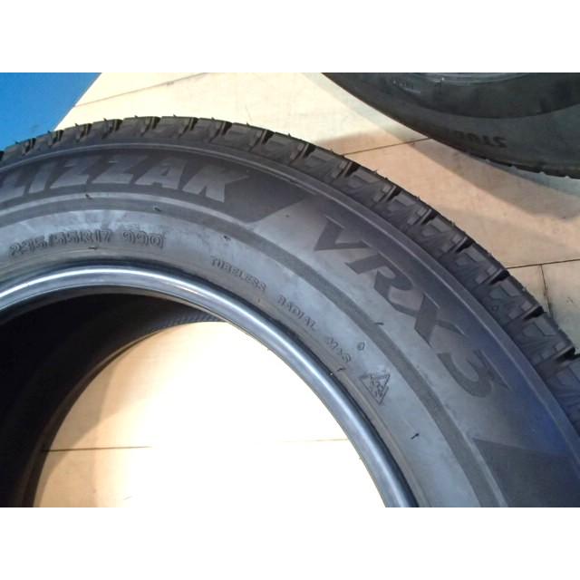 中古タイヤ 早期販売】235/55-17 VRX3 8分山程度 ブリザック VRX3 使用