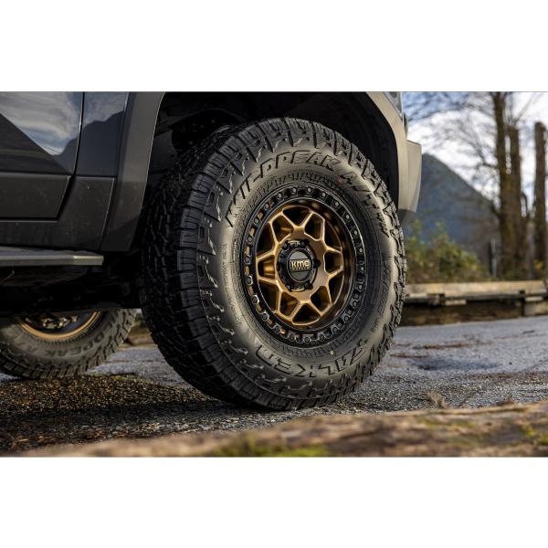 2025年モデル USオフ系 マシーン KMC KM553 TORX 8.5J 17in IS25 新品4本 プラド ハイラックス FJクルーザー トライトンGSRの画像