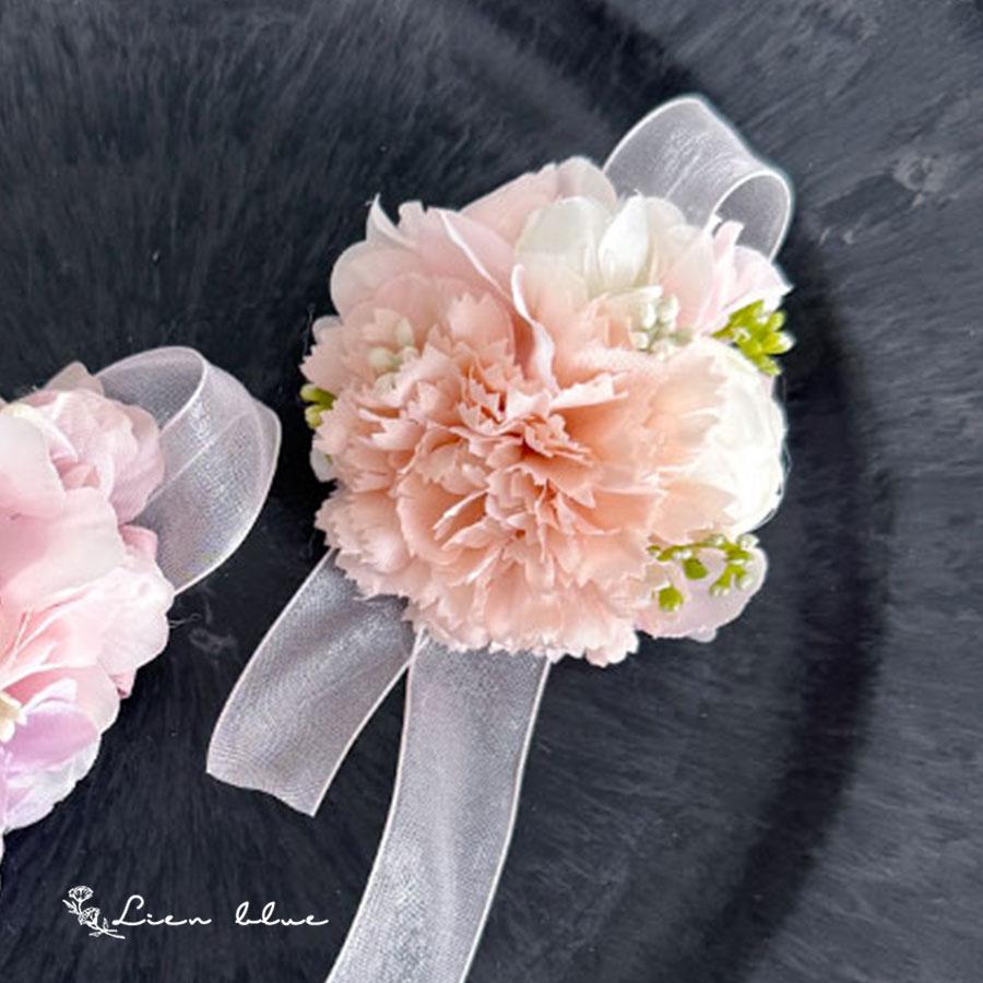 コサージュ カーネーション ラナンキュラス ピンク ホワイト リボン かわいい  春 シンプル　卒業式　入学式　結婚式 | 
