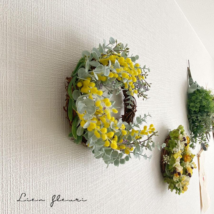ミモザ 花 リース イエロー ユーカリ 風水 春 flower フラワー アーティフィシャル 造花 インテリア 誕生日 記念日 母の日 プレゼント |  | 05