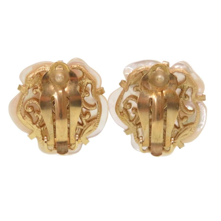 CHANELシェルイヤリングCHANELココマーク シェル イヤリング・ピアス