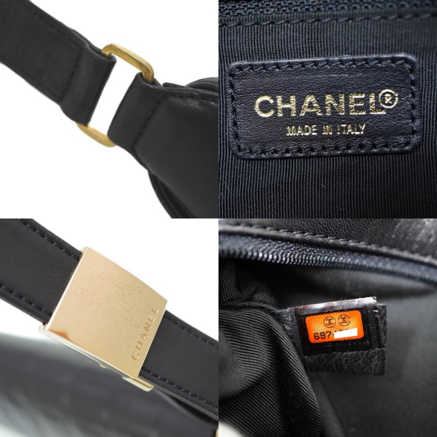 CHANEL シャネル チョコバー ショルダーバッグ A17370 シ CHANEL シャネル チョコバー ショルダーバッグ A17370 シ