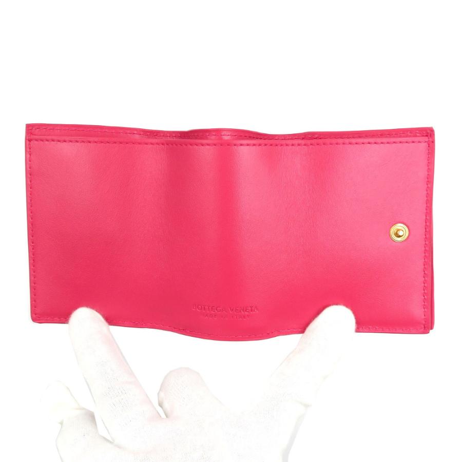 未使用 ボッテガヴェネタ イントレチャート ラムスキン ゴールド金具  