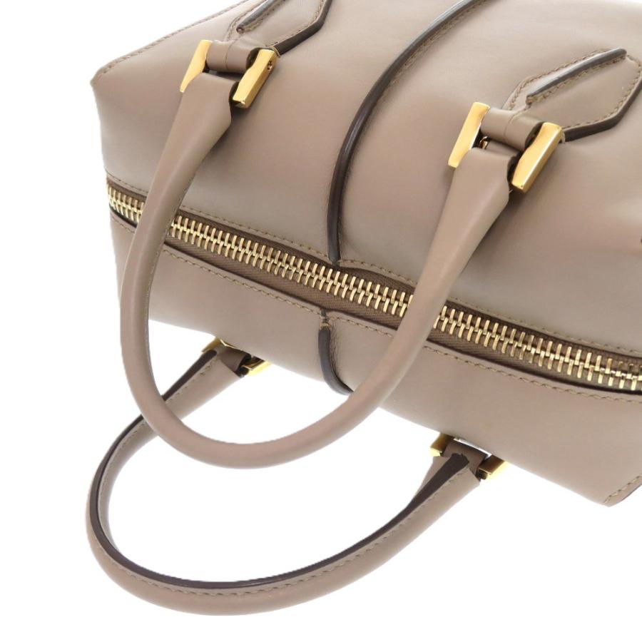 トッズ　Dキューブ　グレー レザー ハンドバッグ TOD'S（トッズ） 美品 TOD'S D-CUBE ディーキューブ ボーラーバッグ