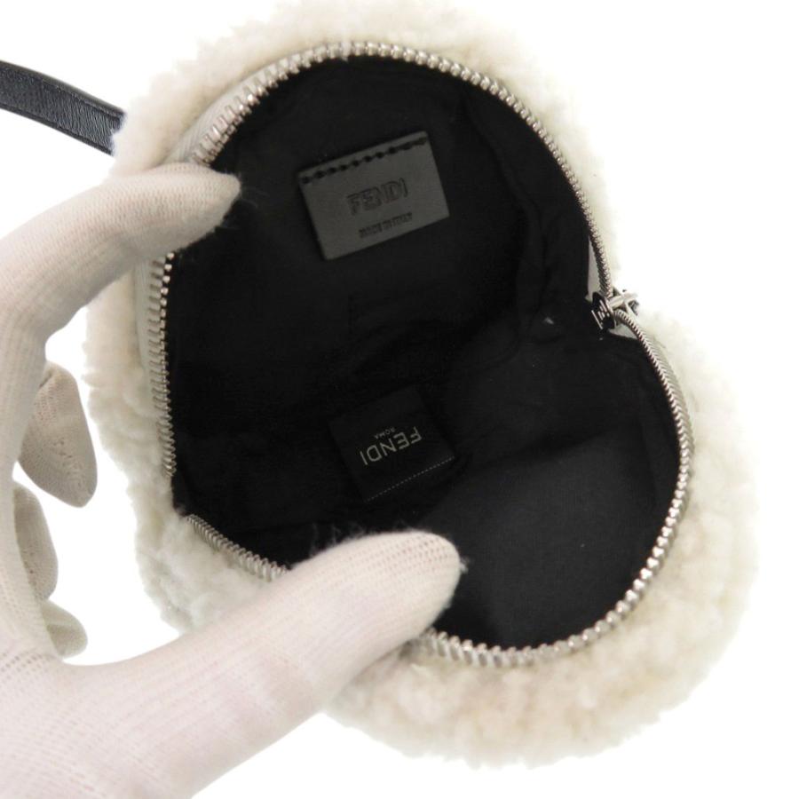 FENDI フェンディ おにぎり ショルダーバッグ ホワイト/ブラック 7AS240 レディース【中古】【美品】 フェンディ おにぎりバッグ ショルダーバッグ ファー 7AS240