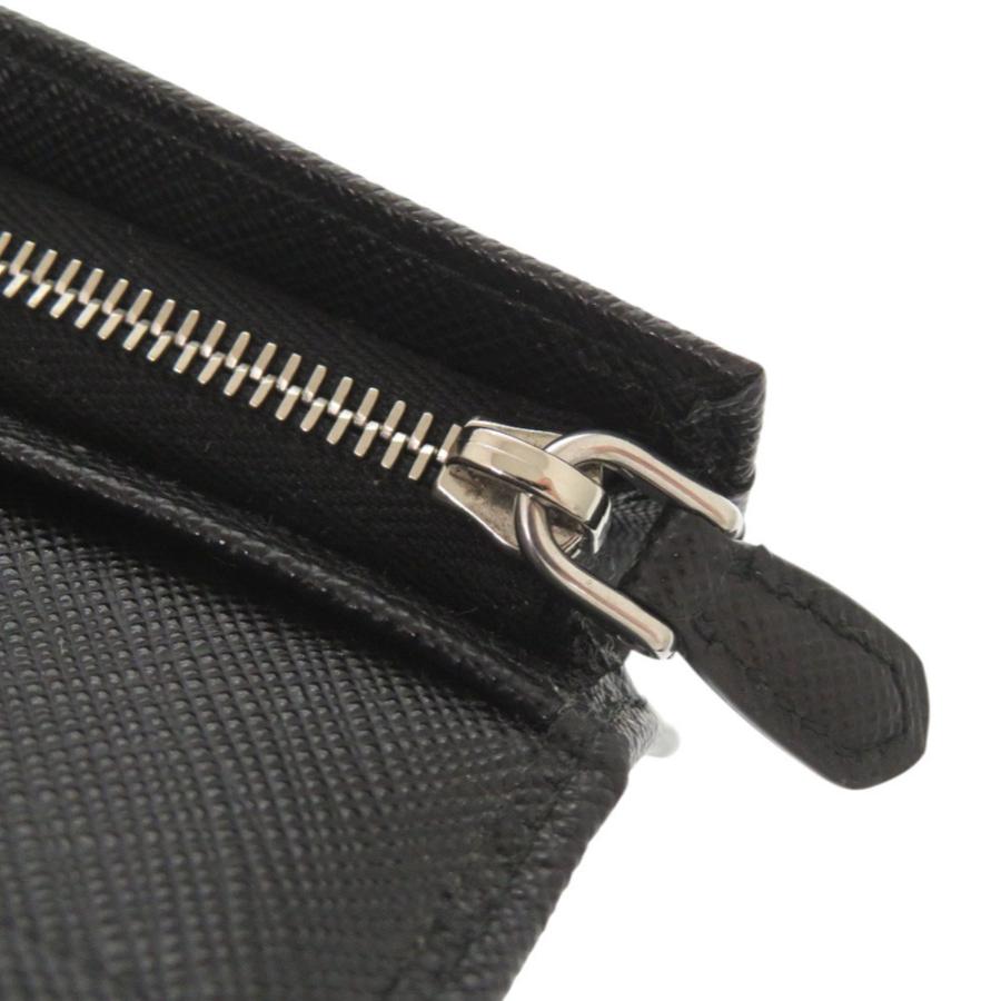 PRADA（プラダ） 未使用品 トライアングルロゴ サフィアーノレザー