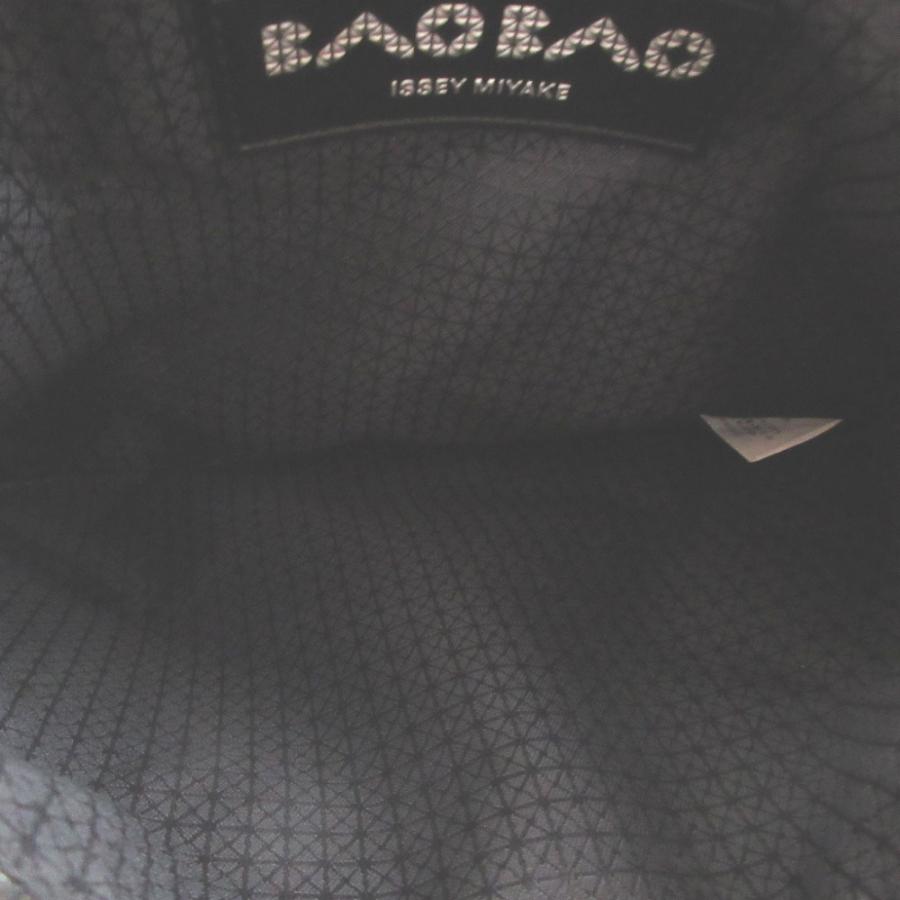 ISSEY MIYAKE（イッセイミヤケ） 美品 バオバオ PVC ブラック 黒