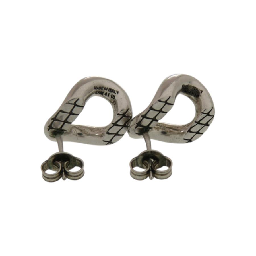 CELINE（セリーヌ） 美品 アニマル スタッズ メタル シルバー ピアス