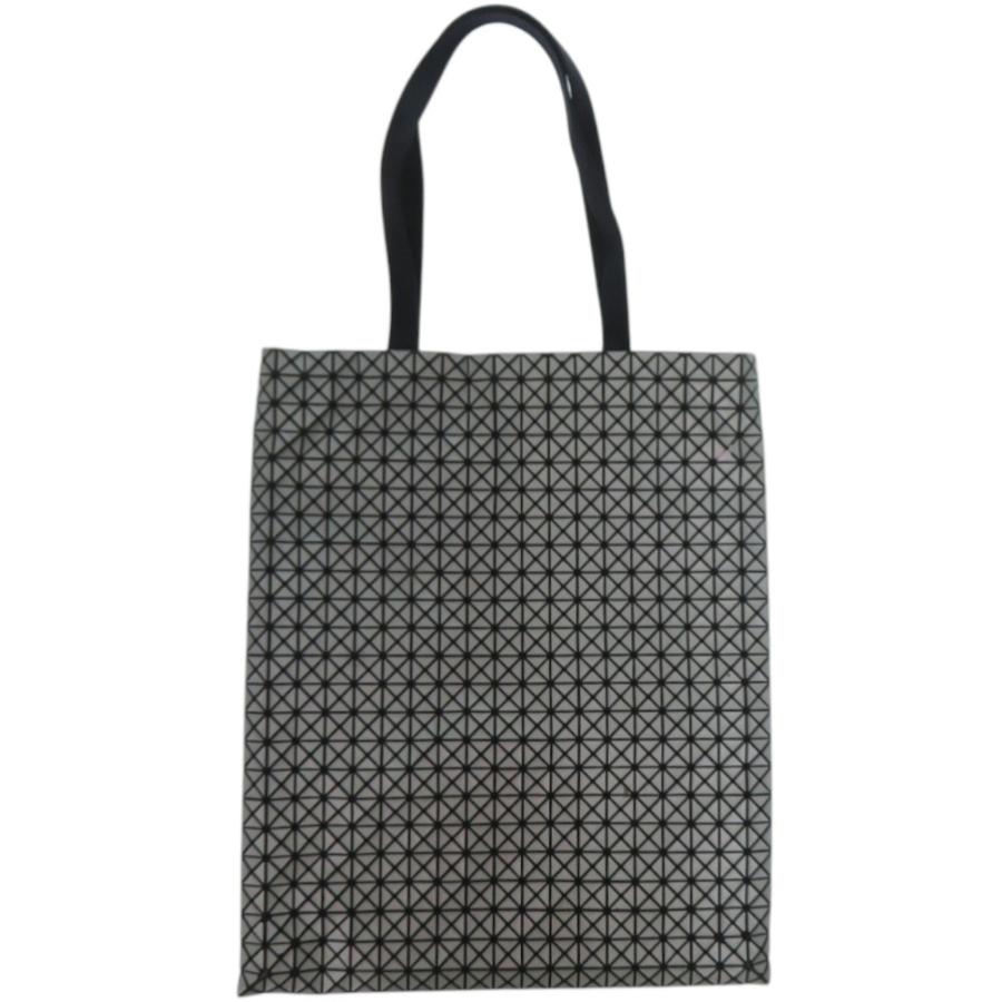 ISSEY MIYAKE（イッセイミヤケ） 美品 BAOBAO バオバオ CRISPY