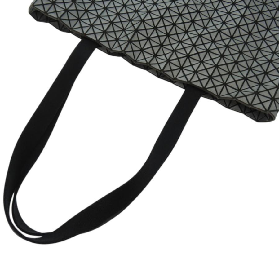 ISSEY MIYAKE（イッセイミヤケ） 美品 BAOBAO バオバオ CRISPY
