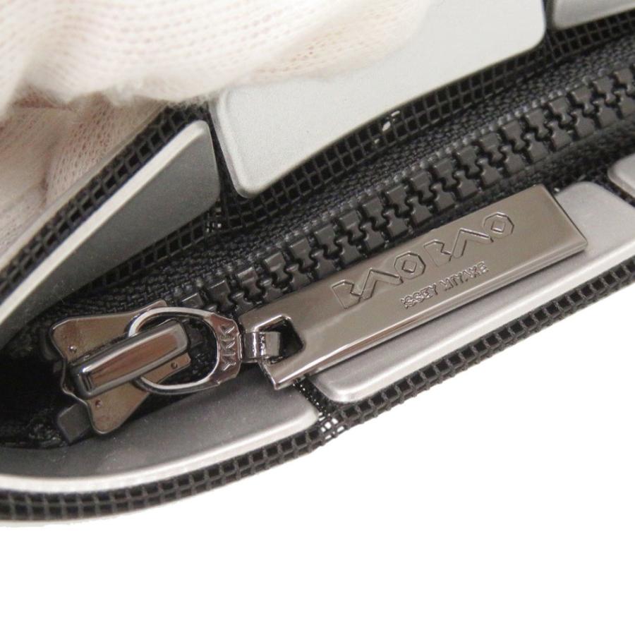 ISSEY MIYAKE（イッセイミヤケ） バオバオ シルバー ポーチ 0582 ISSEY