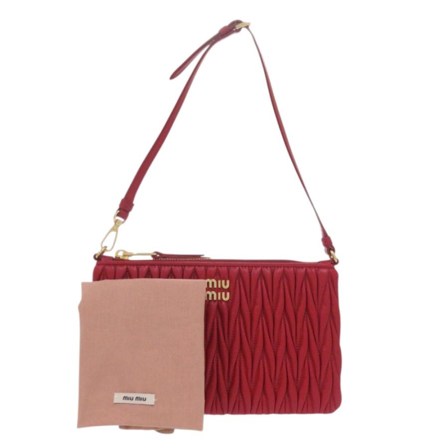 miu miu（ミュウミュウ） 新品同様 MINI CONTENITORE マトラッセ