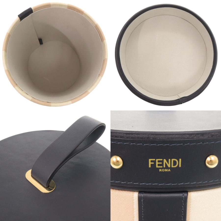 FENDI（フェンディ） 美品 ストライプ柄 スタッズ レザー キャンバス