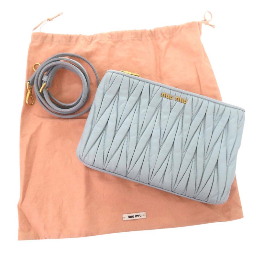 miu miu（ミュウミュウ） マテラッセ ロゴ レザー ライトブルー