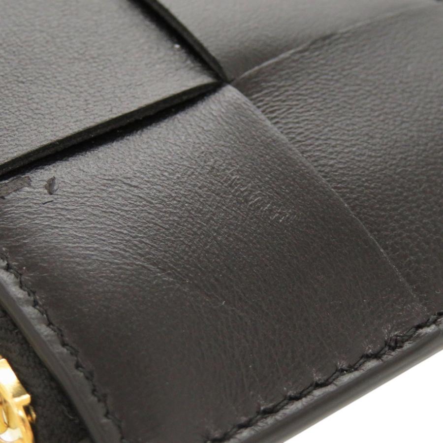 美品 ボッテガヴェネタ カセット マキシイントレチャート レザー
