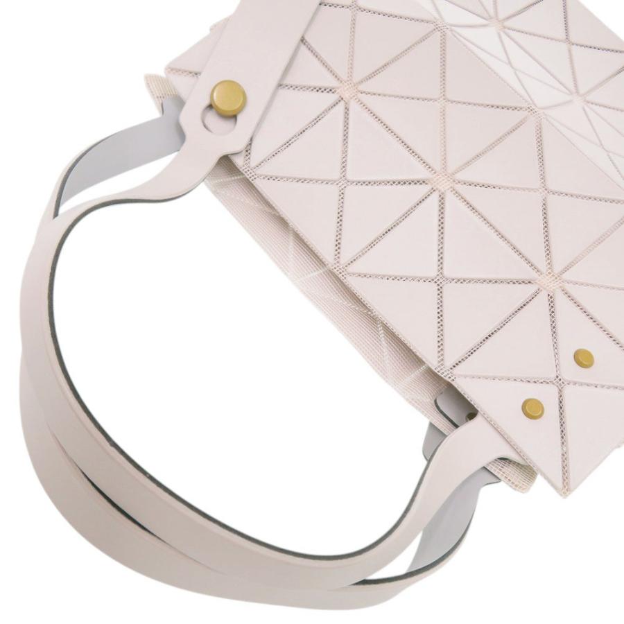 ISSEY MIYAKE（イッセイミヤケ） 新品同様 BAOBAO CARAT バオバオ