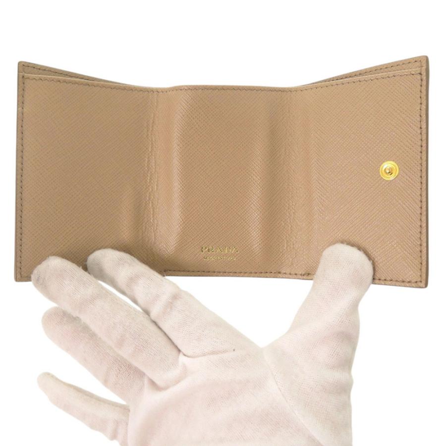 PRADA（プラダ） 美品 トライアングルロゴ サフィアーノレザー 1MH021