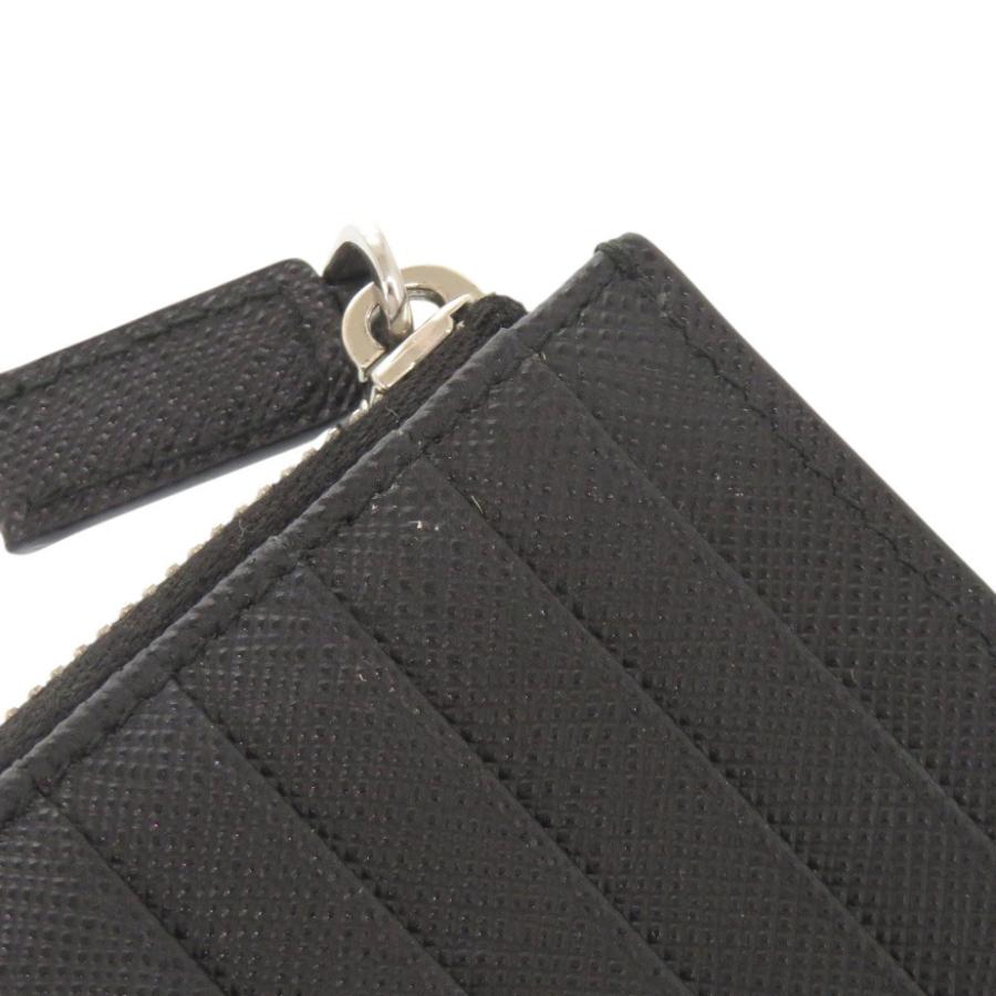 PRADA（プラダ） 美品 トライアングルロゴ サフィアーノレザー 2MC086