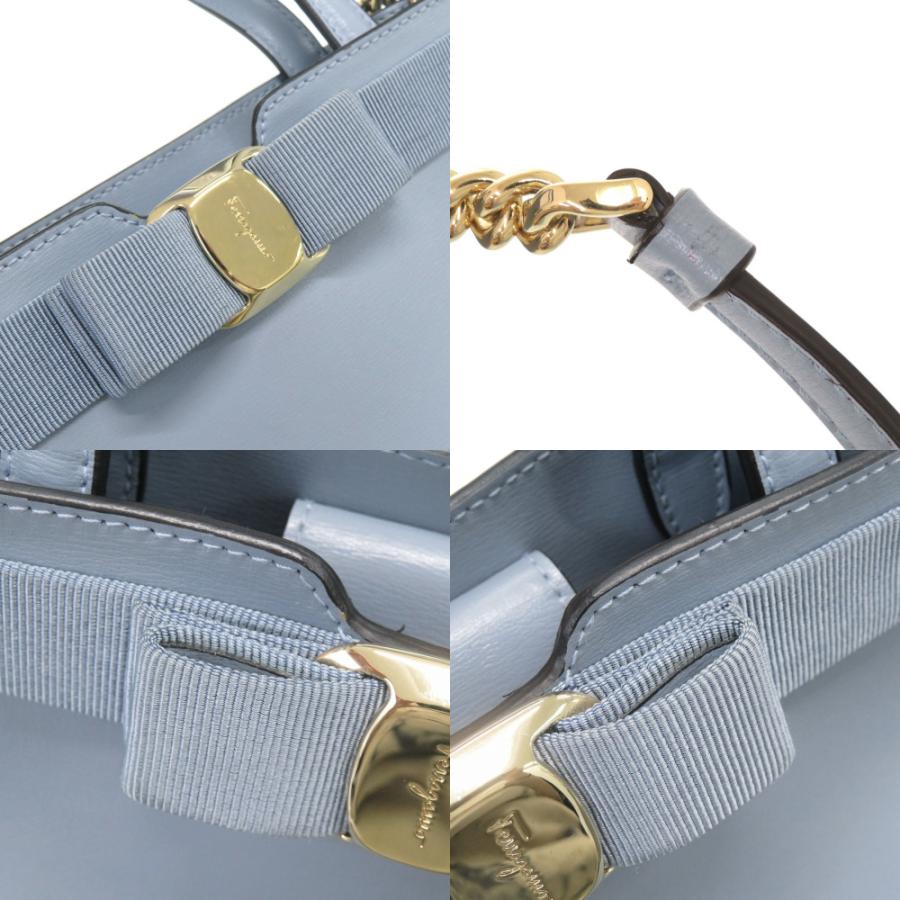 美品 サルヴァトーレフェラガモ ヴァラリボン レザー ブルー 2WAY