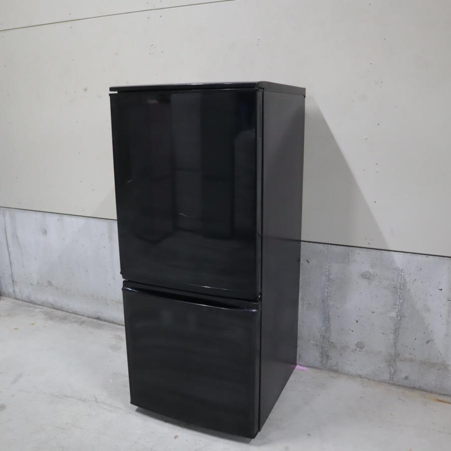 2013年式 SHARP シャープ 137L冷蔵庫 SJ-14X-B 黒 ブラック