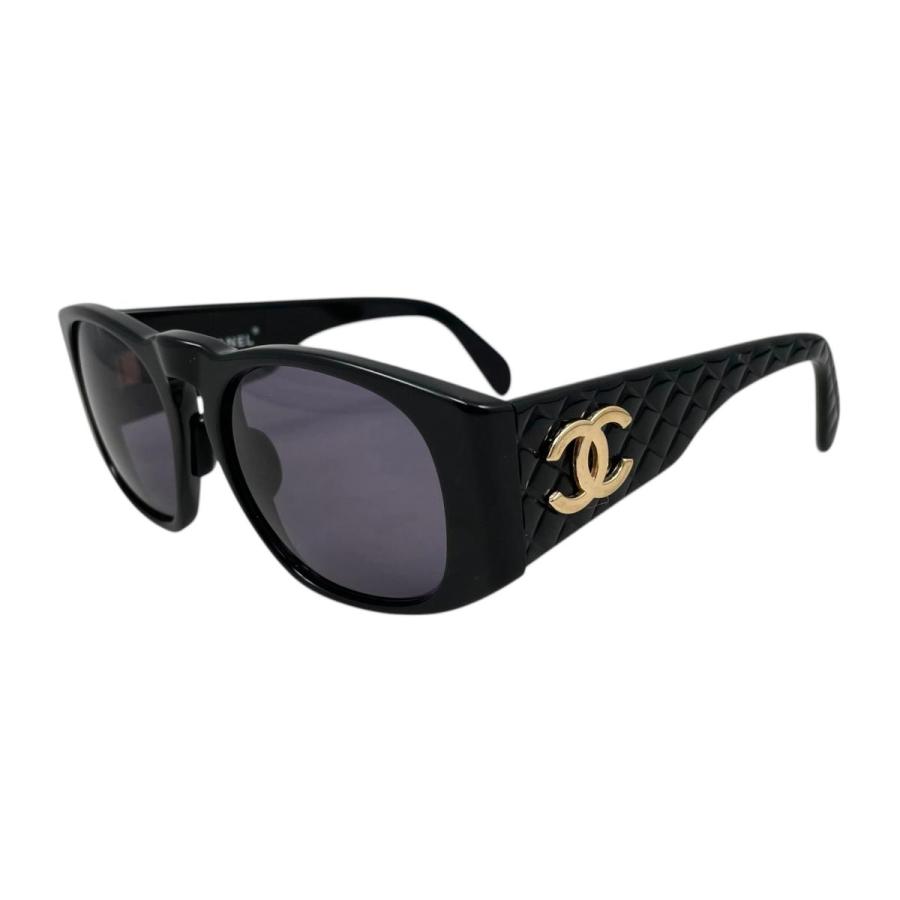 CHANEL シャネルサングラス マトラッセ ココマーク黒 ゴールド金具 CHANEL（シャネル） サングラス マトラッセ ココマーク ブラック