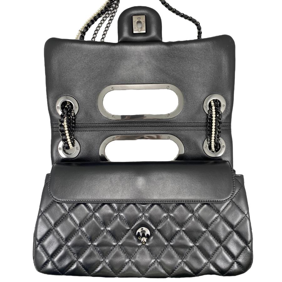 CHANEL シャネル パールフラップバッグ ショルダーバッグ