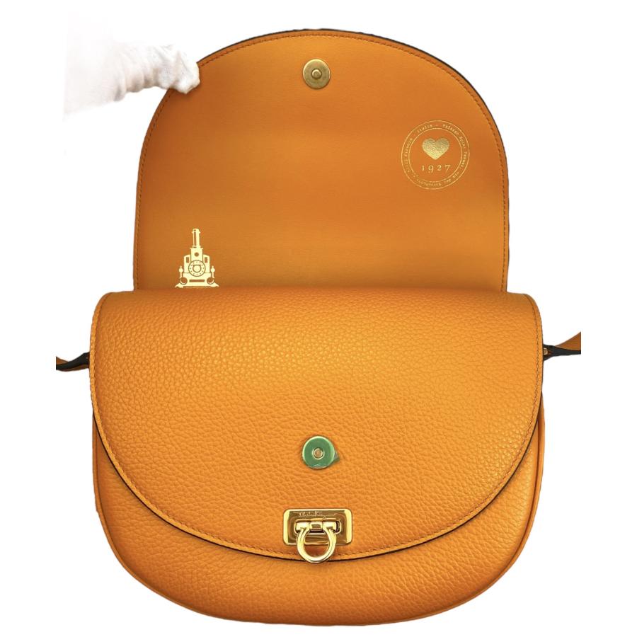 FERRAGAMO（フェラガモ） 21I333754676 フラップ ショルダーバッグ