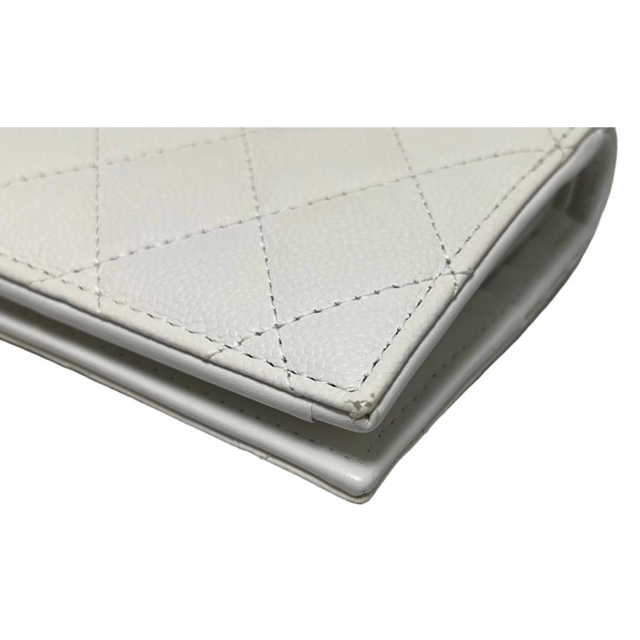 softy　CHANELシャネル 2つ折り財布 ココマーク アイボリー　白 シャネル CHANEL 2つ折り財布 キャビアスキン スモール