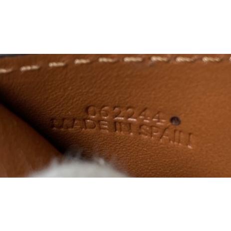 LOEWE ロエベ 折財布 財布 アナグラム トライフォールド