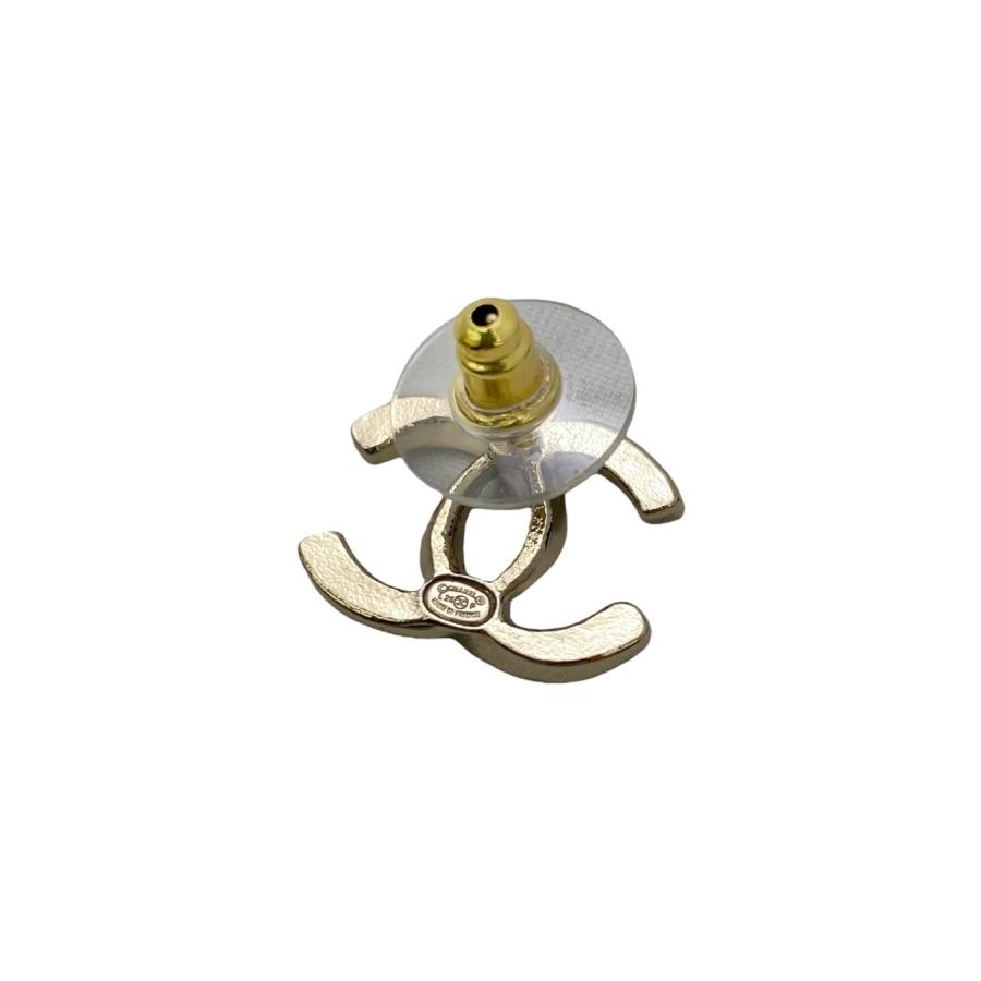美品 シャネル ピアス ココマーク ラインストーン スタッド ピアス ゴールド CHANEL シャネル ピアス ココマーク ラインストーン ゴールド色